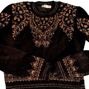 Zara Women’s S festive sweater